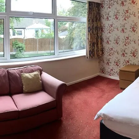 The Highfield 3* Брадфорд