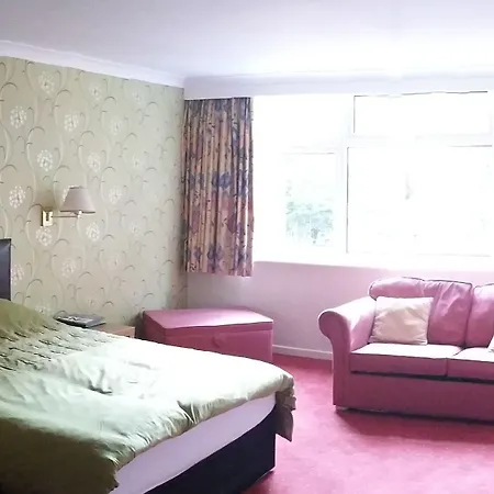 Hotel The Highfield