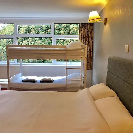 The Highfield Брадфорд