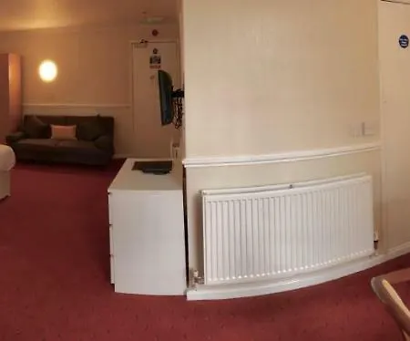 The Highfield 3* Bradford (West Yorkshire)