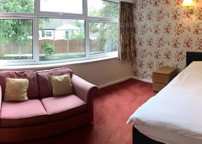 The Highfield 3* Bradford (West Yorkshire)