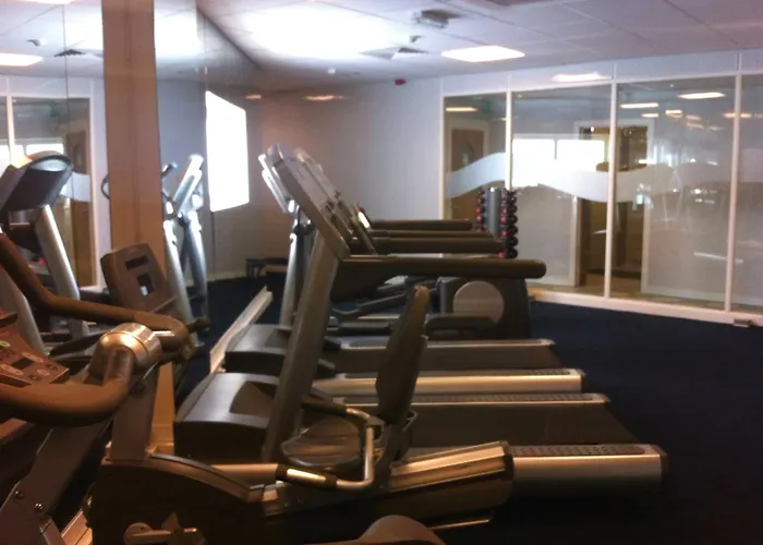 Отель The Highfield 3*